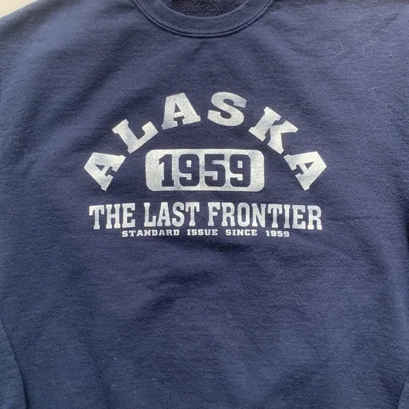 Jerzees Women’s Sweatshirt - Picture 2 of 4